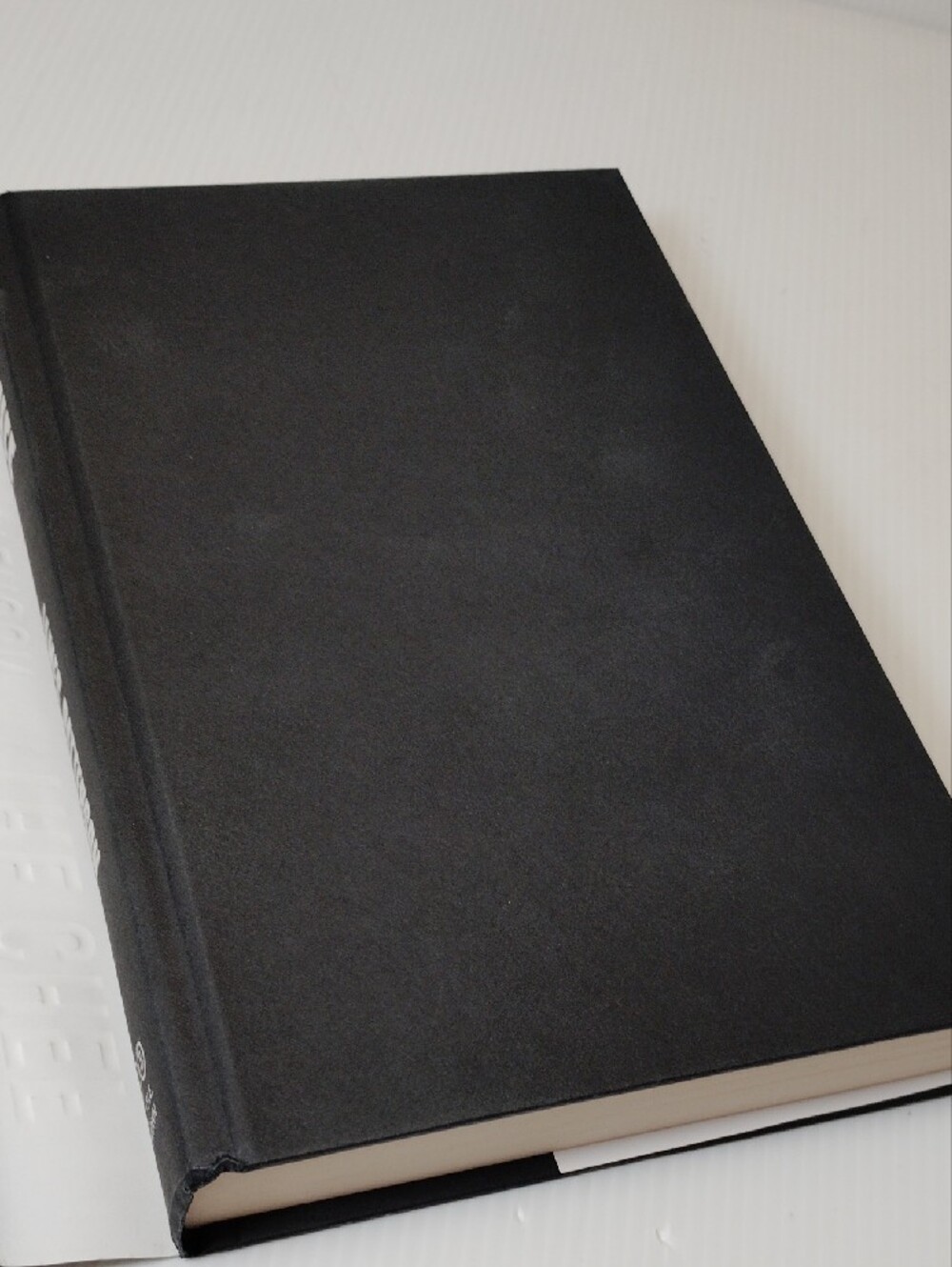 3 For $8 James Patterson "The Chef" Hardcover Book - 1st Edition - Picture 10 of 12